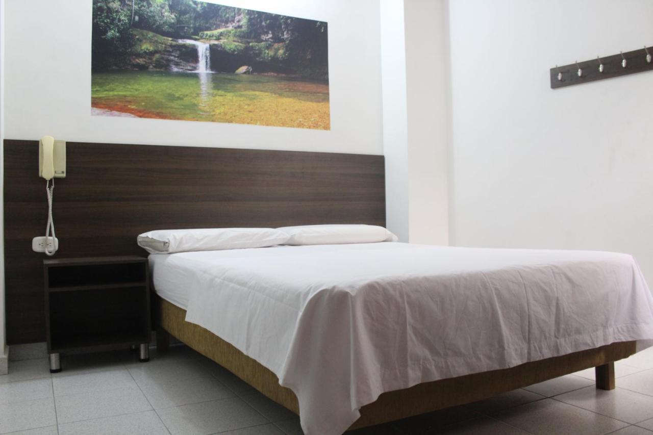 Hotel Elimar Girardot Exterior foto
